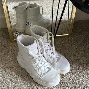 Dr. Marten’s White High-Top Sneakers US 11
